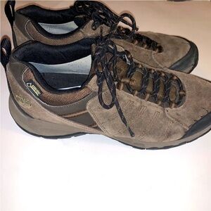 Timberland Hiking Shoes Men’s Size 10.5 Brown Suede/Leather